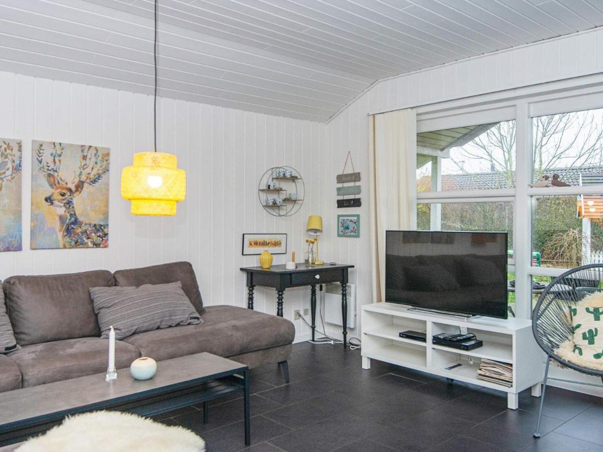 Holiday Home Lyngvej IV Fjerbæk Buitenkant foto